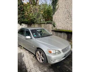 Lexus IS 200 Gebrauchtwagen