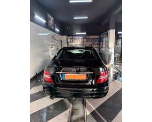 Mercedes-Benz 220 Gebrauchtwagen