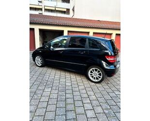 Mercedes-Benz B 180 Gebrauchtwagen