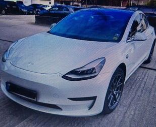 Tesla Model 3 Gebrauchtwagen