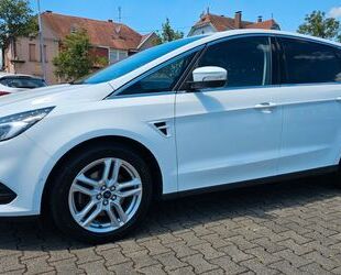 Ford S-Max Gebrauchtwagen