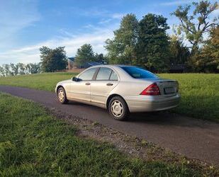 Mercedes-Benz C 180 Gebrauchtwagen