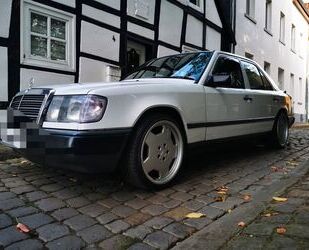 Mercedes-Benz E 260 Gebrauchtwagen