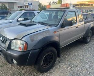 Nissan NP 300 Gebrauchtwagen