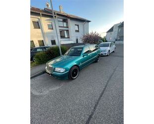 Mercedes-Benz C 180 Gebrauchtwagen