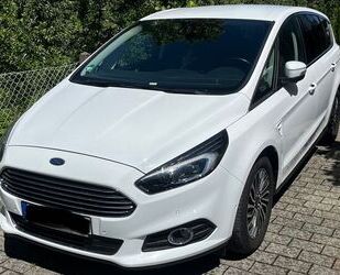 Ford S-Max Gebrauchtwagen