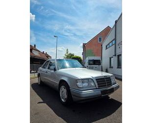 Mercedes-Benz 220 Gebrauchtwagen