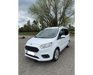 Ford Tourneo Courier Gebrauchtwagen