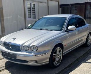 Jaguar X-Type Gebrauchtwagen