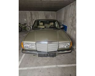 Mercedes-Benz 240 Gebrauchtwagen