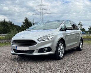 Ford S-Max Gebrauchtwagen