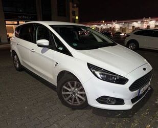 Ford S-Max Gebrauchtwagen