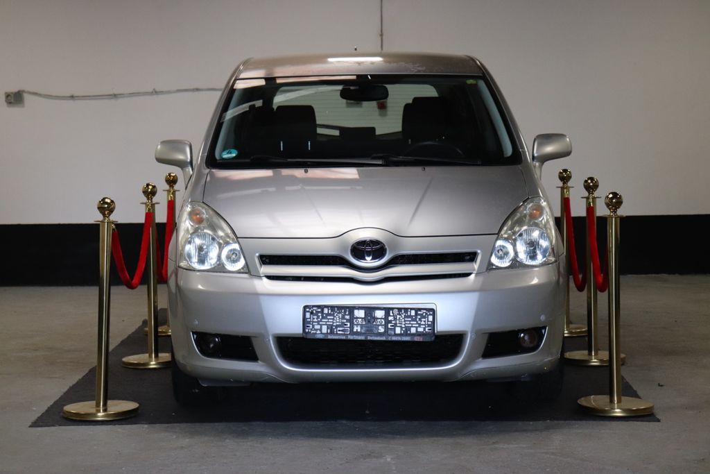 Corolla Verso