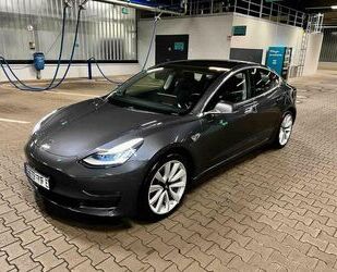 Tesla Model 3 Gebrauchtwagen