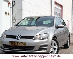 VW Volkswagen Golf VII 1.6 TDI Lim. ACC*PANO*KLIMA*PD Gebrauchtwagen