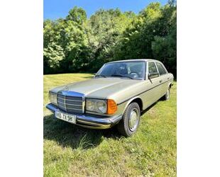 Mercedes-Benz 230 Gebrauchtwagen