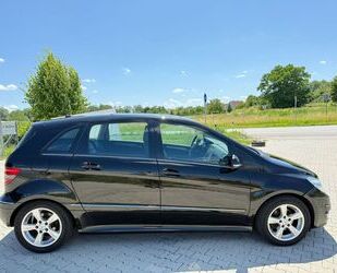 Mercedes-Benz B 200 Gebrauchtwagen