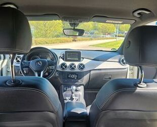 Mercedes-Benz B 180 Gebrauchtwagen