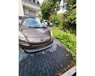 Renault Grand Scenic Gebrauchtwagen
