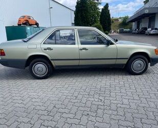 Mercedes-Benz E 300 Gebrauchtwagen