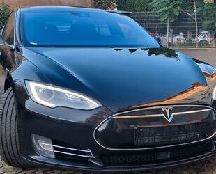 Tesla Model S Gebrauchtwagen