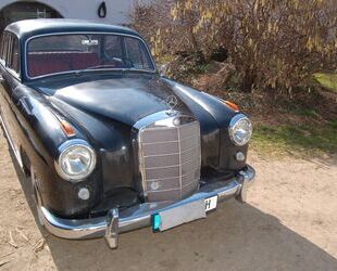 Mercedes-Benz 220 Gebrauchtwagen