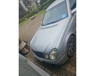 Mercedes-Benz 240 Gebrauchtwagen