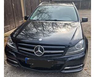 Mercedes-Benz 220 Gebrauchtwagen