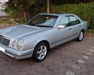 Mercedes-Benz E 240 Gebrauchtwagen