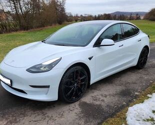 Tesla Model 3 Gebrauchtwagen