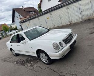 Mercedes-Benz E 230 Gebrauchtwagen
