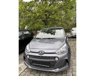 Suzuki i10 