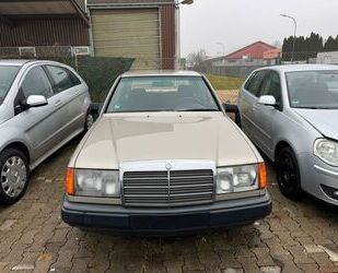 Mercedes-Benz 230 Gebrauchtwagen