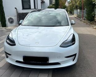 Tesla Model 3 Gebrauchtwagen
