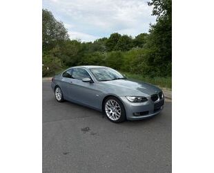 BMW 325 