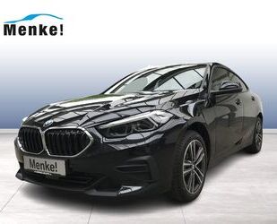 BMW BMW 218i LIVE COCKPIT PROF. DAB LED RFK Tempomat Gebrauchtwagen