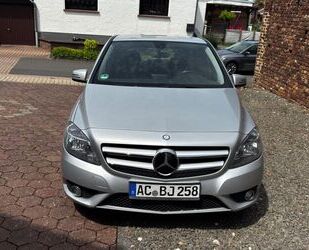 Mercedes-Benz B 180 Gebrauchtwagen