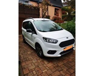Ford Tourneo Courier Gebrauchtwagen