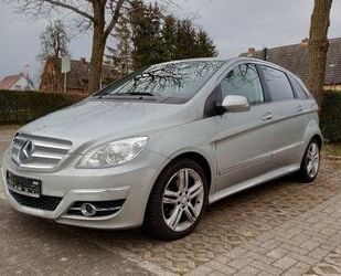 Mercedes-Benz B 180 Gebrauchtwagen