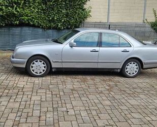 Mercedes-Benz 280 Gebrauchtwagen