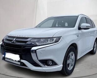 Mitsubishi Mitsubishi PLUG-in Hybrid Outlander EXPORT NETTO Gebrauchtwagen