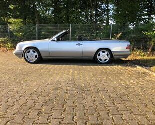Mercedes-Benz CE 220 Gebrauchtwagen