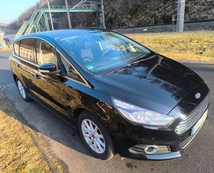 Ford S-Max Gebrauchtwagen
