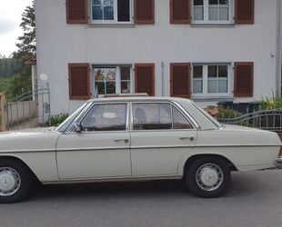 Mercedes-Benz 220 Gebrauchtwagen