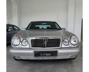 Mercedes-Benz E 200 Gebrauchtwagen