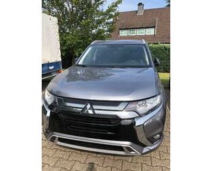 Mitsubishi Plug-in Hybrid Outlander Gebrauchtwagen