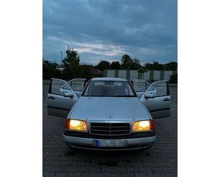 Mercedes-Benz C 180 Gebrauchtwagen