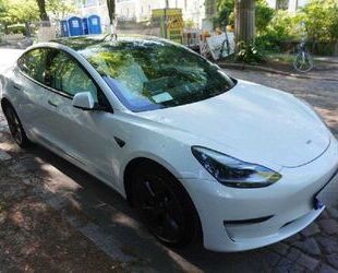 Tesla Model 3 Gebrauchtwagen
