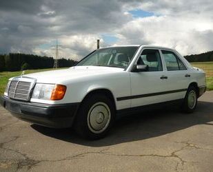 Mercedes-Benz 230 Gebrauchtwagen