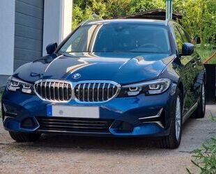 BMW BMW 320d Touring Luxury Line 8-Fach-Bereift Gebrauchtwagen